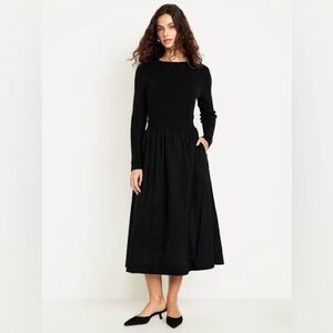 OLD NAVY Smocked Midi Skirt Black in Size XS, NWT